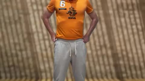 Snapshot of slvbcn75 chatting on 02/01/25, 05:37 slvbcn75 online show from 02/01/25, 05:37