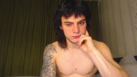 Gus online show from 10/26/25, 08:26