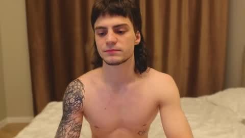 Gus online show from 02/01/26, 08:18