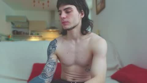 Gus online show from 03/04/26, 04:51