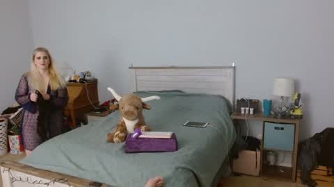 Rachel Lawrence online show from 12/30/24, 03:25