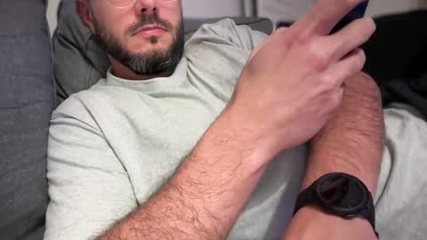 Snapshot of sm4ks chatting on 11/15/25, 03:52 sm4ks online show from 11/15/25, 03:52