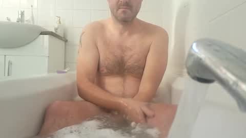 Snapshot of smackbat chatting on 01/09/25, 12:41 Justaman online show from 01/09/25, 12:41