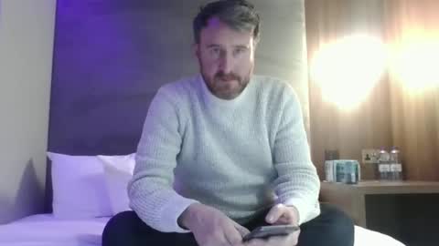 Snapshot of smackbat chatting on 02/09/25, 09:28 Justaman online show from 02/09/25, 09:28