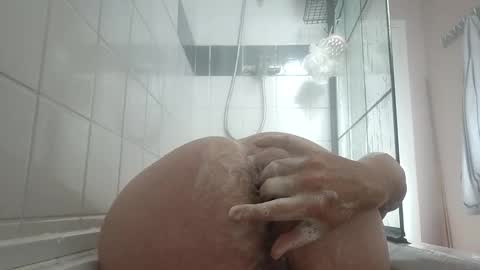 Justaman online show from 11/08/25, 11:21