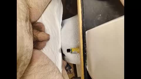 Snapshot of small_1986 chatting on 12/20/24, 01:47 transmisin gratuita bajo demanda free broadcast on demand online show from 12/20/24, 01:47