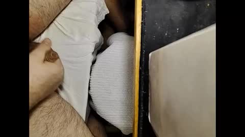 Snapshot of small_1986 chatting on 12/28/24, 03:04 transmisin gratuita bajo demanda free broadcast on demand online show from 12/28/24, 03:04