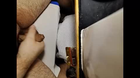 Snapshot of small_1986 chatting on 01/09/25, 12:25 transmisin gratuita bajo demanda free broadcast on demand online show from 01/09/25, 12:25