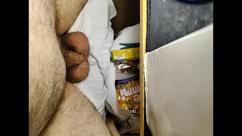 Snapshot of small_1986 chatting on 01/12/25, 10:12 transmisin gratuita bajo demanda free broadcast on demand online show from 01/12/25, 10:12