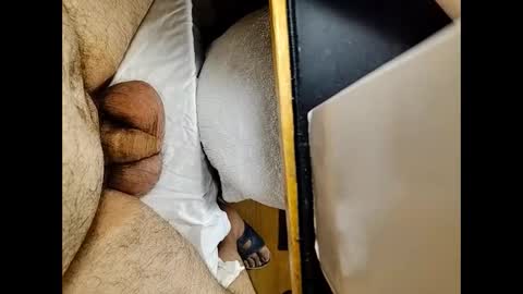 Snapshot of small_1986 chatting on 01/28/25, 11:39 transmisin gratuita bajo demanda free broadcast on demand online show from 01/28/25, 11:39