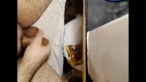 Snapshot of small_1986 chatting on 02/20/25, 03:01 transmisin gratuita bajo demanda free broadcast on demand online show from 02/20/25, 03:01