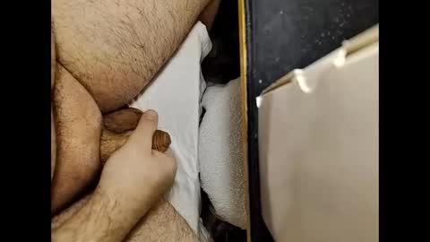 Snapshot of small_1986 chatting on 12/19/25, 02:18 transmisin gratuita bajo demanda free broadcast on demand online show from 12/19/25, 02:18