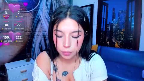 Mariana Torres online show from 02/10/25, 05:19