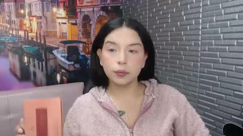 Mariana Torres online show from 10/11/25, 01:53