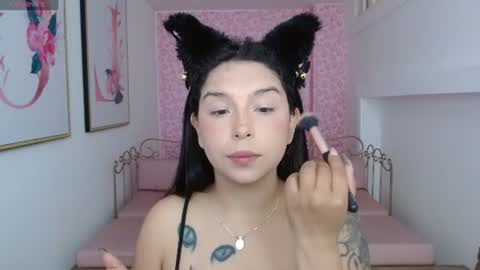 Snapshot of small__naughty chatting on 06/11/26, 01:09 Mariana Torres online show from 06/11/26, 01:09