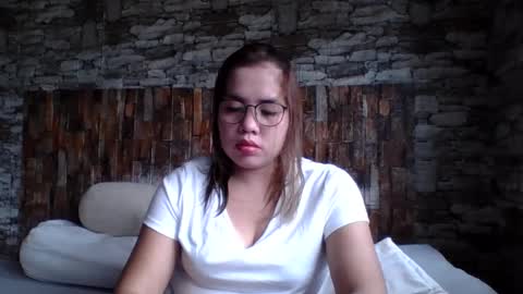 Snapshot of small_boobs59 chatting on 12/30/24, 07:59 Lovewella online show from 12/30/24, 07:59