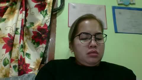 Snapshot of small_boobs59 chatting on 02/02/26, 01:21 Lovewella online show from 02/02/26, 01:21