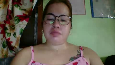 Snapshot of small_boobs59 chatting on 02/16/26, 04:08 Lovewella online show from 02/16/26, 04:08