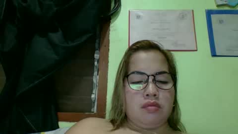 Snapshot of small_boobs59 chatting on 02/27/26, 12:49 Lovewella online show from 02/27/26, 12:49