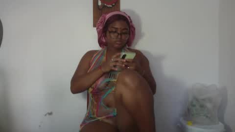 Snapshot of small_hot123 chatting on 02/19/26, 07:54 Sofia online show from 02/19/26, 07:54