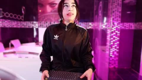 Small Hot19 online show from 02/20/26, 10:38