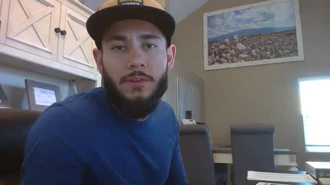 Snapshot of smallcckkoda chatting on 01/28/25, 10:23 Koda online show from 01/28/25, 10:23