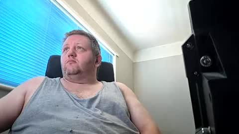 Snapshot of smallone19832 chatting on 07/11/26, 10:29 smallone19832 online show from 07/11/26, 10:29