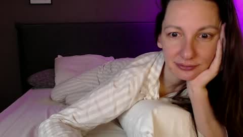 Anna no bbbbybybbabebyy just Anna. And dont call me mom please. online show from 02/18/25, 04:04