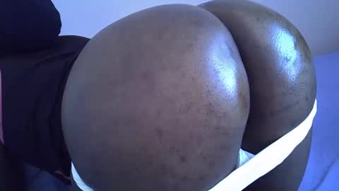 smart_lilly online show from 02/13/26, 05:47