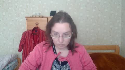 Snapshot of smart_rose chatting on 03/05/25, 12:00 smart_rose online show from 03/05/25, 12:00