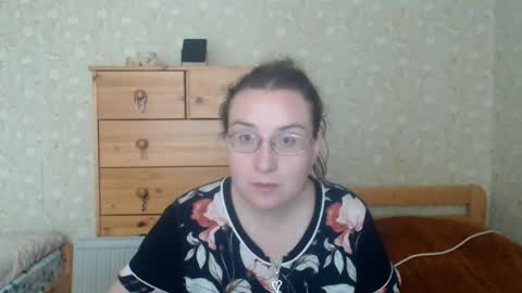 Snapshot of smart_rose chatting on 09/20/25, 09:32 smart_rose online show from 09/20/25, 09:32