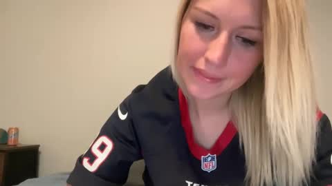 smexxii93 online show from 01/19/25, 05:48