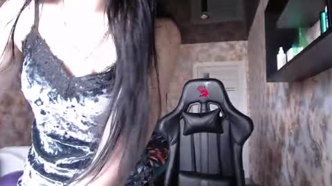 Snapshot of smile_cute_fox chatting on 05/31/26, 03:04 smile_cute_fox online show from 05/31/26, 03:04