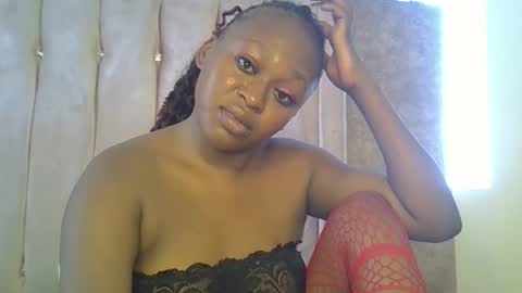 smiley_berry online show from 11/03/25, 02:18