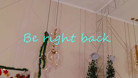 Snapshot of smiley_mia_ chatting on 01/13/25, 08:26 Mia online show from 01/13/25, 08:26