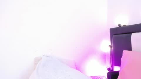      online show from 12/22/24, 05:42