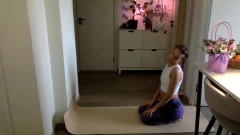 smiling_lexa online show from 05/18/26, 09:48