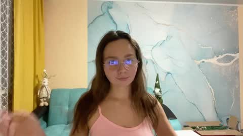 Snapshot of smiling_riddle chatting on 12/18/24, 04:17 smiling_riddle online show from 12/18/24, 04:17