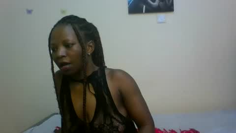 Snapshot of smillingmachine chatting on 07/26/26, 12:12 terry online show from 07/26/26, 12:12