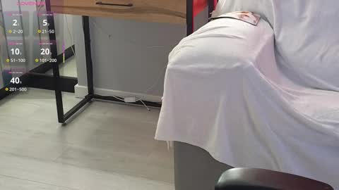 smilym online show from 01/10/26, 02:13