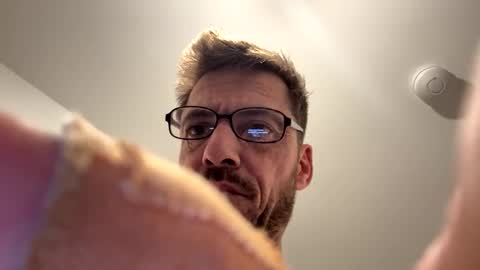 Snapshot of smisby12 chatting on 11/08/25, 09:13 smisby12 online show from 11/08/25, 09:13