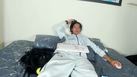 Snapshot of smith_66jr chatting on 02/09/26, 02:48 smitt jr online show from 02/09/26, 02:48