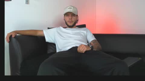 Snapshot of smith_luxes777 chatting on 03/03/26, 01:12 777 online show from 03/03/26, 01:12