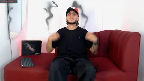 777 online show from 04/12/26, 01:54