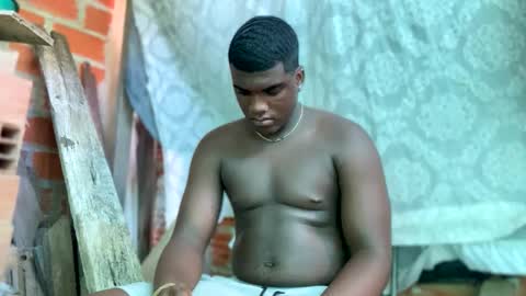 Snapshot of smith_oliver chatting on 12/31/24, 08:34 Smith online show from 12/31/24, 08:34