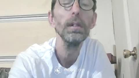 smoke-4-me online show from 09/28/25, 03:56