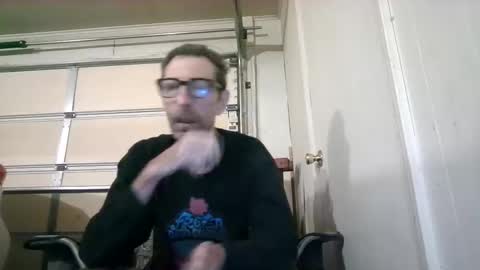 smoke-4-me online show from 10/21/25, 10:27