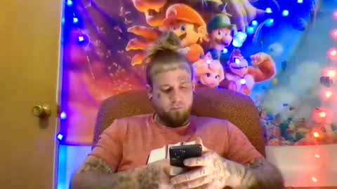 Snapshot of smokebluntafterblunt chatting on 12/24/24, 11:17 smoke online show from 12/24/24, 11:17