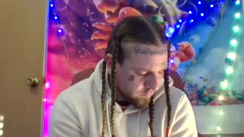 Snapshot of smokebluntafterblunt chatting on 12/25/24, 04:43 smoke online show from 12/25/24, 04:43