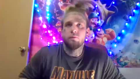 Snapshot of smokebluntafterblunt chatting on 01/16/25, 04:38 smoke online show from 01/16/25, 04:38